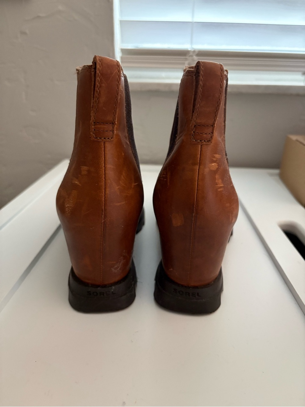 Women’s Sorel Brown Leather Chelsea Boots - Classic Slip-On Style - Picture 4 of 8